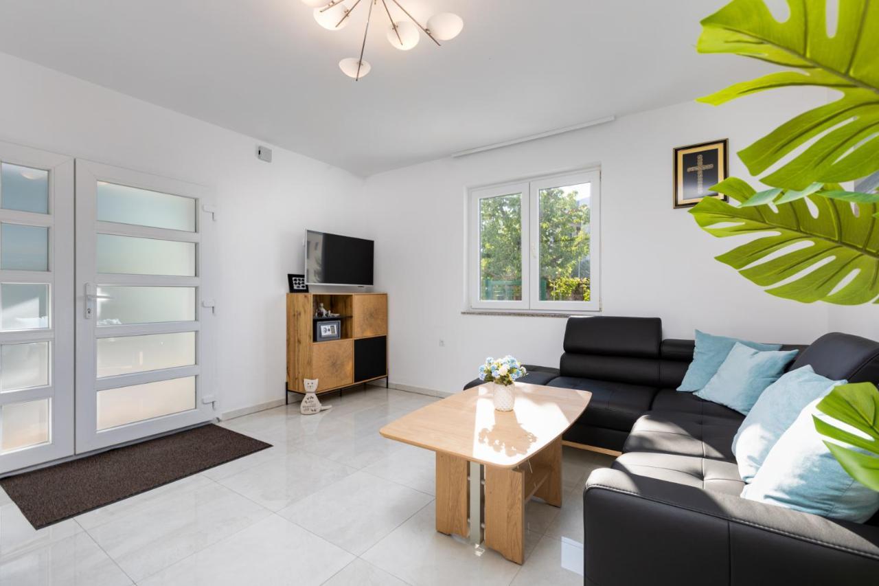Apartment Kamila Krk Town Kültér fotó